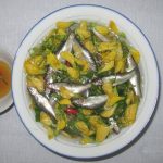 Đặc sản mùa nước nổi – Canh chua cá linh bông điên điển